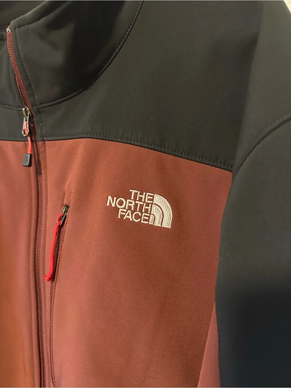 The North Face Apex Bionic Red & Black Jacket - Men's 3XL (Left Cuff Flaw)